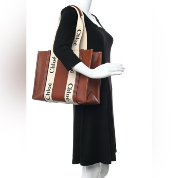 Preowned CHLOE Calfskin Med. Woody RibbonTote Sepia Brown- Great Condition. - Picture 2 of 12
